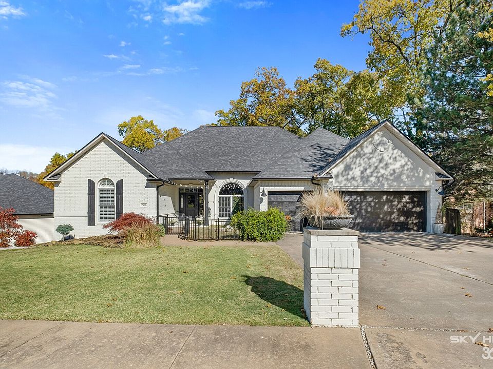 1st image of 2906 Hanna Ln