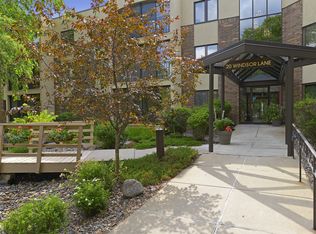 20 Windsor Ln APT 110A, New Brighton, MN 55112