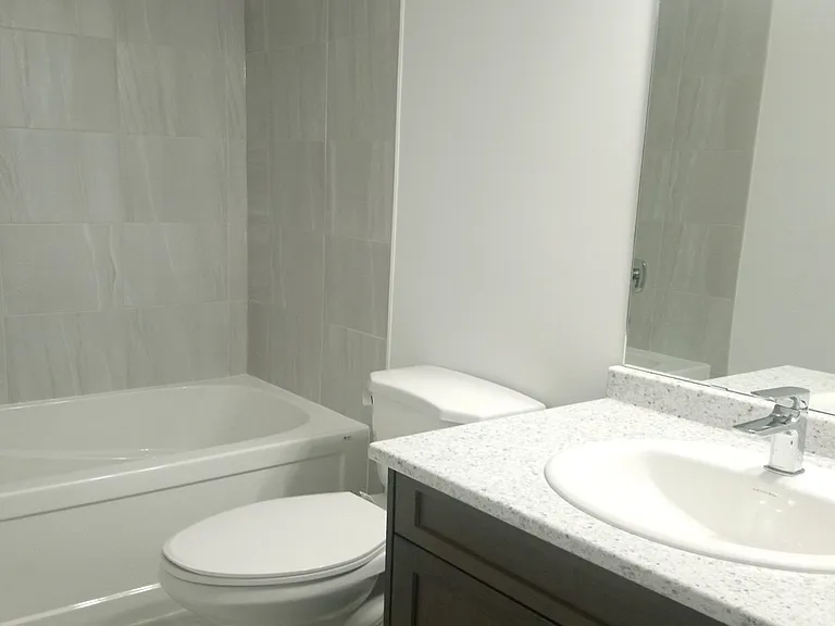 4 Bellhouse Ave — Photo 20