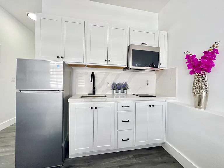 2312 Ponce De Leon Blvd #204 — Photo 5