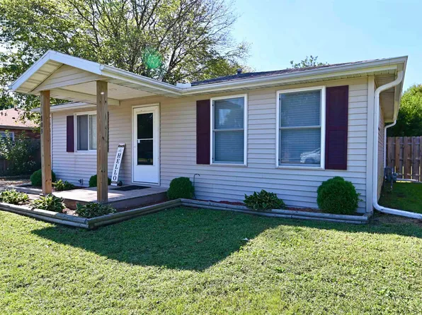 809 S Meadow Ln, Manito, IL 61546