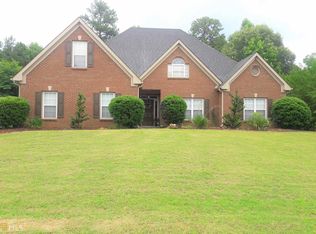925 Georgian Hills Dr, Lawrenceville, GA