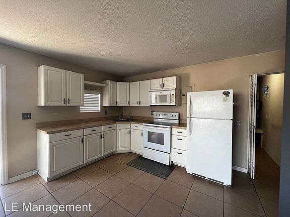 5th image of 917 Orange Ave APT 4