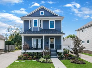 859 Central Ave, Deerfield, IL 60015