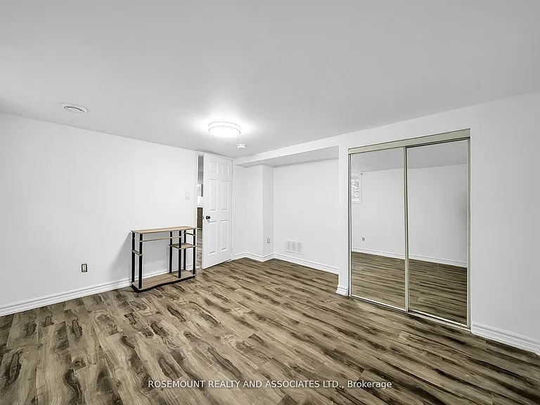 50 Seneca Ave #BASEMENT — Photo 11