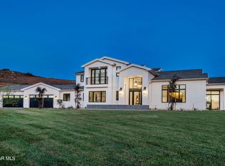 1698 Miller Ranch Dr, Thousand Oaks, CA 91362