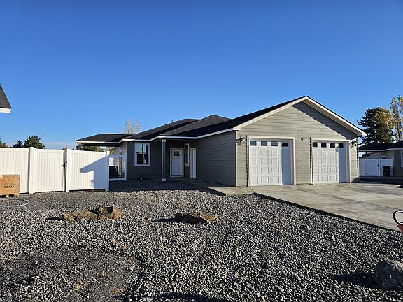 2nd image of 119 Grant Dr NW #A