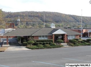 205 Grand Ave NW, Fort Payne, AL 35967