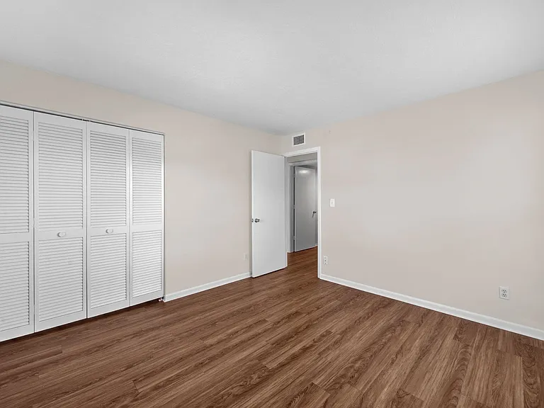 145 Cypress Way E #D-4 — Photo 35