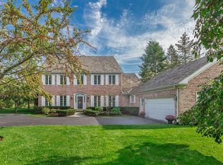 1001 Coventry Dr, Lake Forest, IL 60045