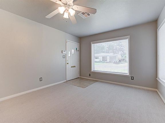 4th image of 1407 Casady Ln