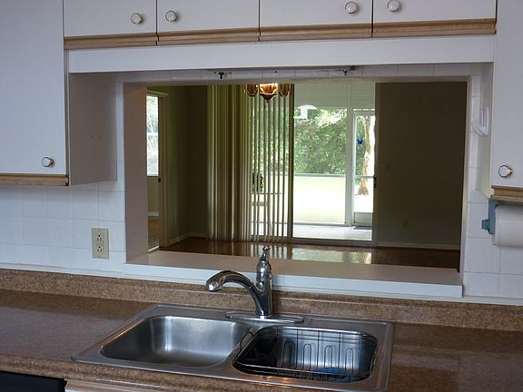 4th image of 18081 SE Country Club Dr APT 37-364