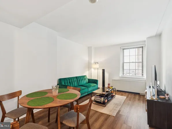 219 S 18th St #1514, Philadelphia, PA 19103