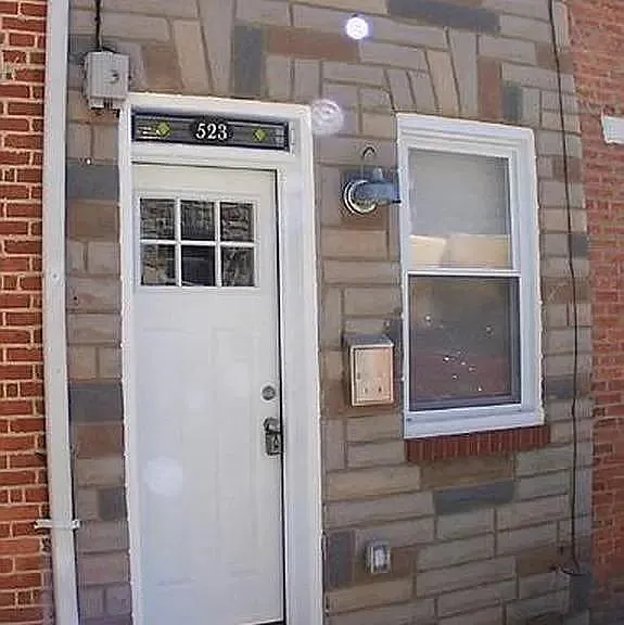 523 S Chapel St — Photo 2