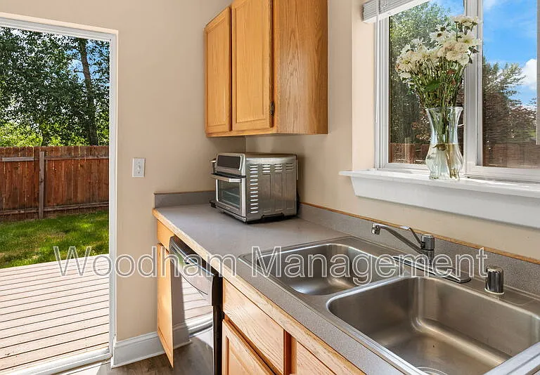 306 Golden Valley Dr — Photo 13