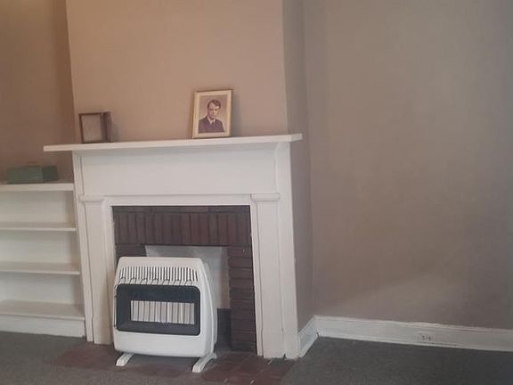 2nd image of 213 Short St
