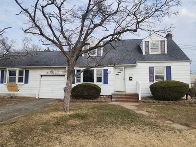 547 17th Street, West Babylon, NY, 11704