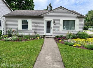 237 Woodlawn Ave, Royal Oak, MI