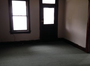 105 6th St, Morgantown, WV 26505