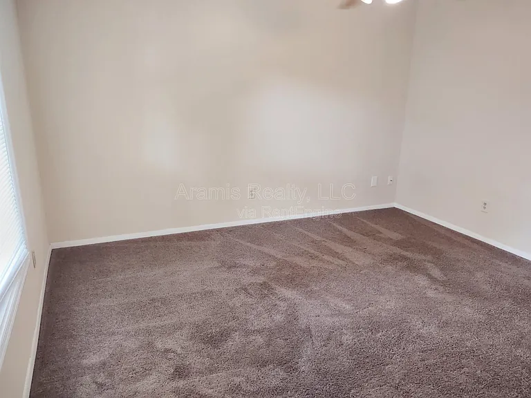 3032 Destin Cir — Photo 17