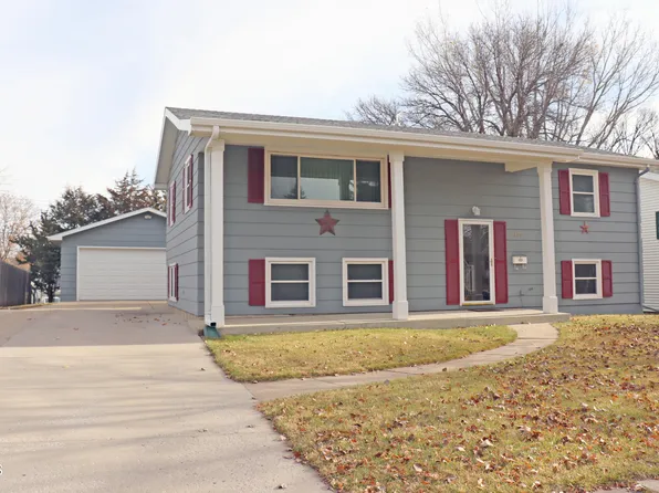 1839 N Griffin St, Bismarck, ND 58501