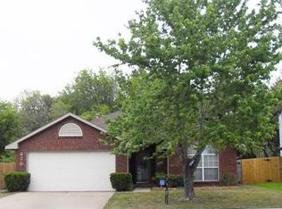 620 Beatty Dr, Grand Prairie, TX 75052