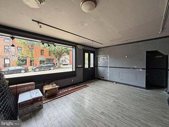 4th image of 224 W Read St