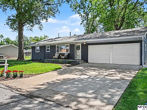 2nd image of 1411 Prospect Dr