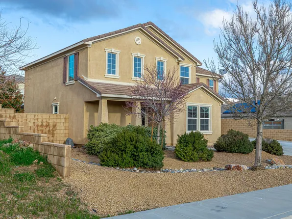 42643 Raywood Dr, Lancaster, CA 93536