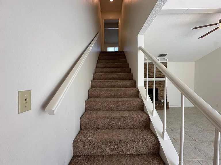 5885 Creek Side Cir — Photo 21