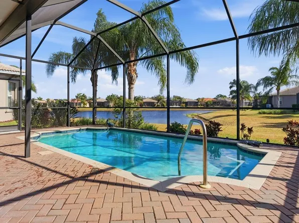 16207 Cape Coral Dr, Wimauma, FL 33598