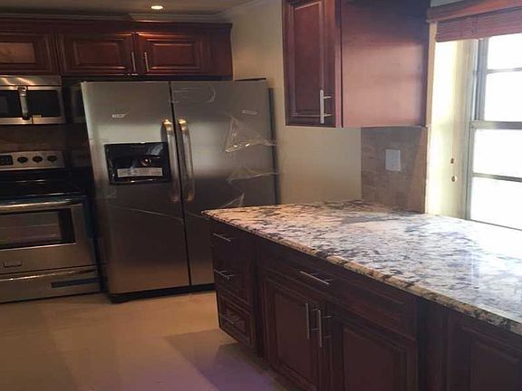 4th image of 3100 N Palm Aire Dr APT 509