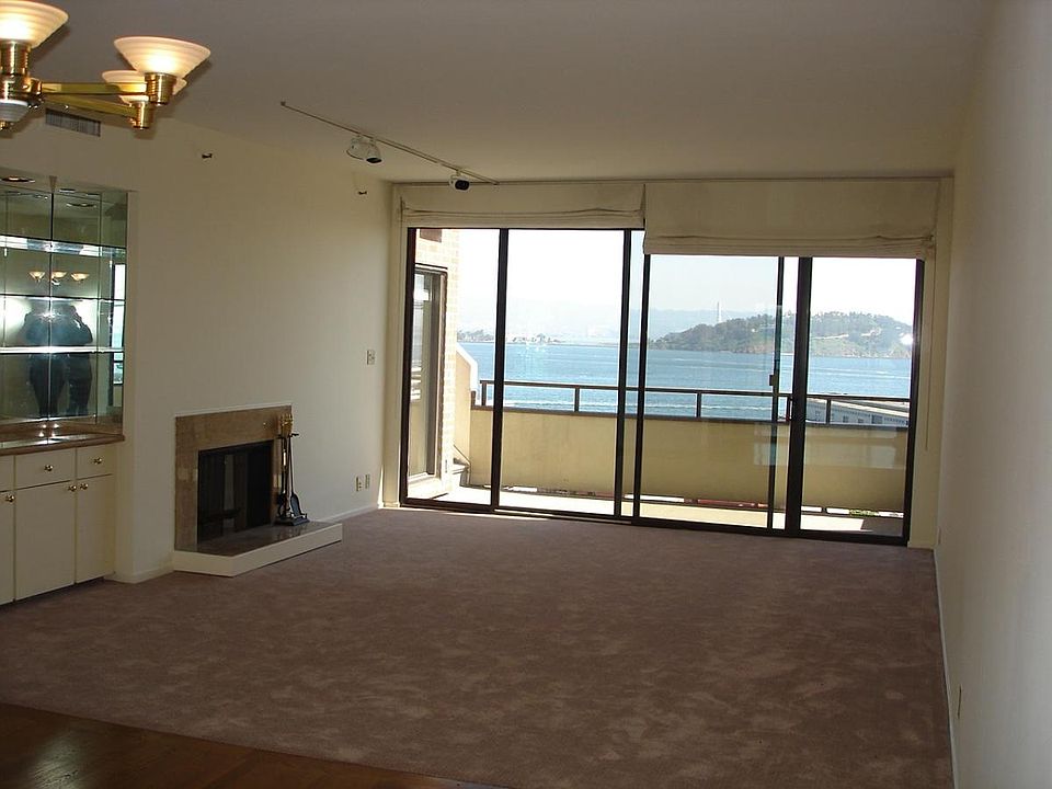 1st image of 101 Lombard St APT 907W
