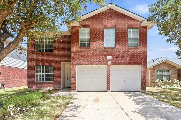 4 bed, 2.5 bath, 2260 sqft, $1,995 — Photo 1