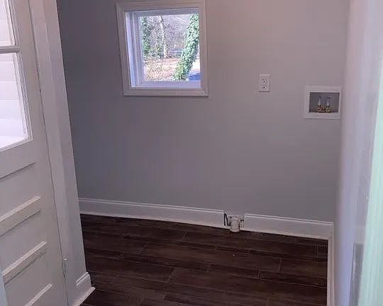 4th image of 710 E Whitner St