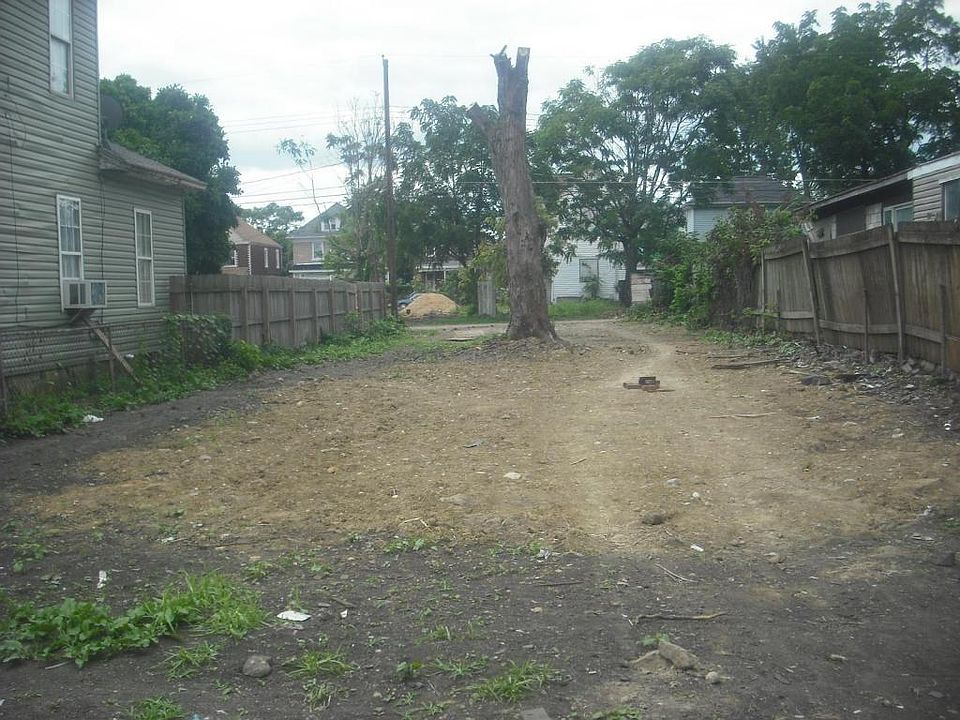 2nd image of 43 Jones Ave