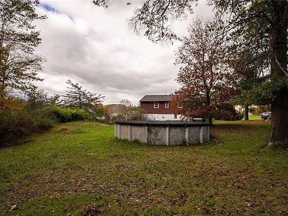 2nd image of 89 Barnes Rd