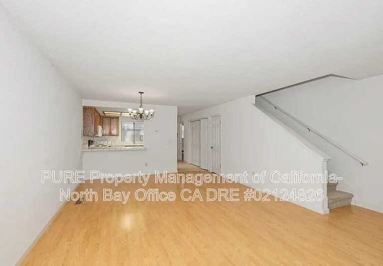 2102 Chianti Dr — Photo 9