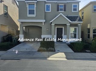 8128 Creeping Willow Ln, Sacramento, CA 95828