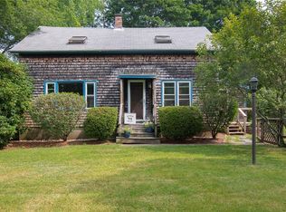 2 Poplar Ave, Wood River Junction, RI 02894