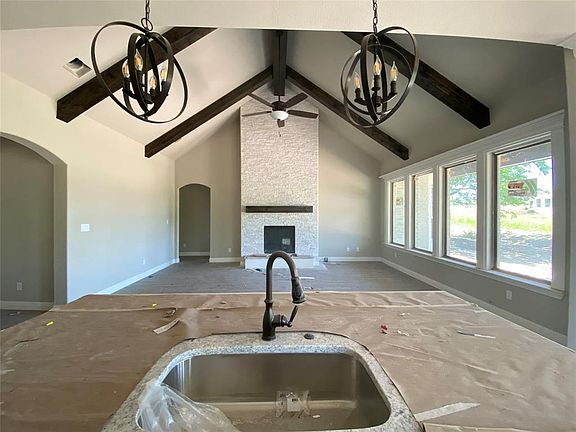 4th image of 8150 Money Ln