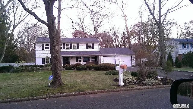 8 Andover Pl photo 1