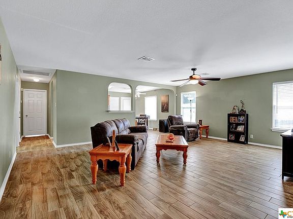2nd image of 133 Crane Crest Dr