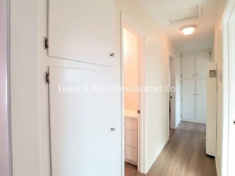 3080 Palo Verde Ave — Photo 21
