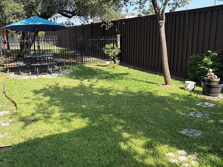 13804 Ashton Woods Cir — Photo 6