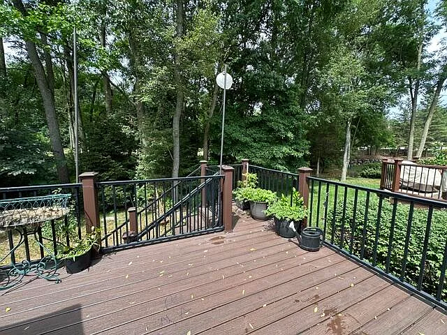 2708 Trillium Hills Dr — Photo 31