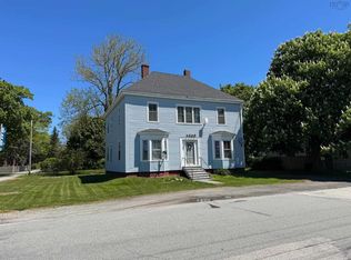 34 Albert St, Yarmouth, NS B5A3N3