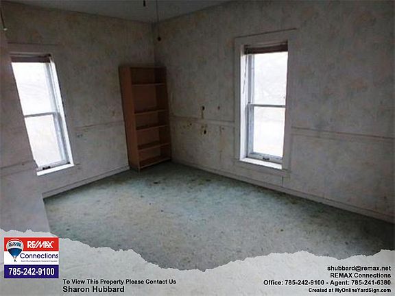 3rd image of 328 W 7th St