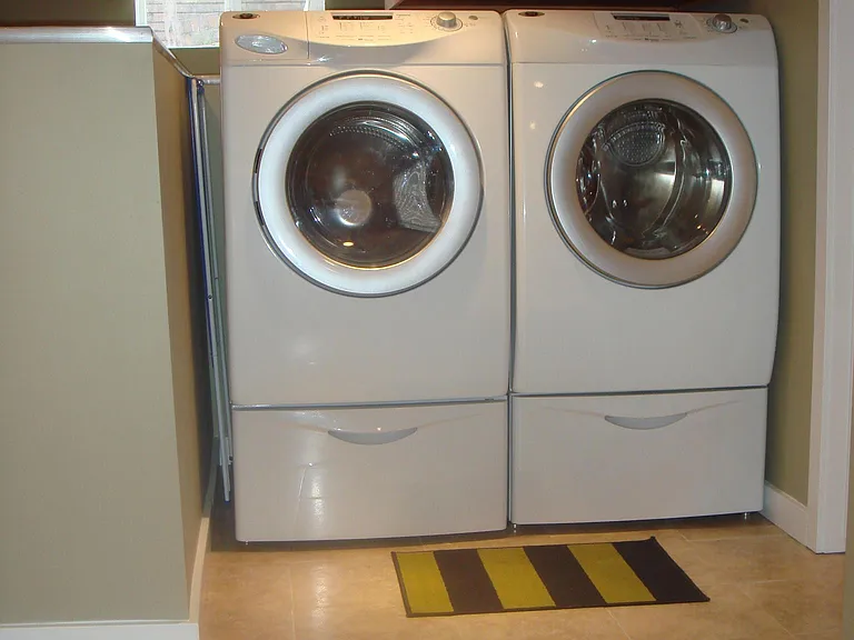 280 E 1700 S #N — Photo 9