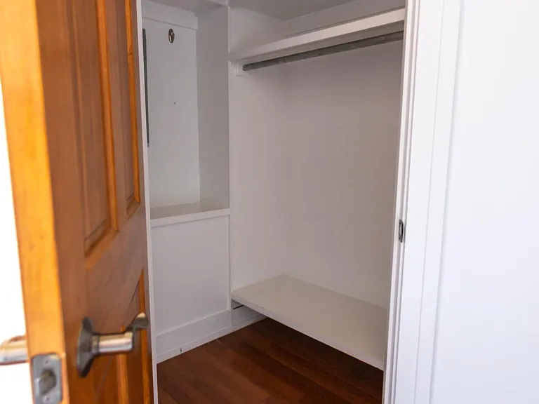 107 1st St S #210 — Photo 10